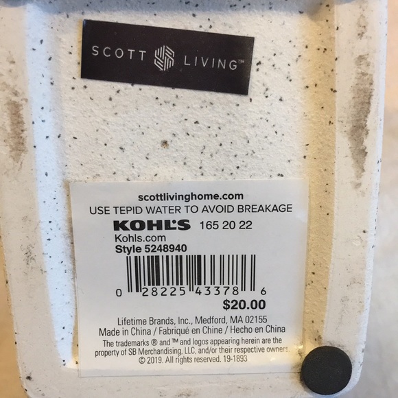 Ceramic Glazed Mint House Vase NWT by Scott Living - Picture 6 of 11